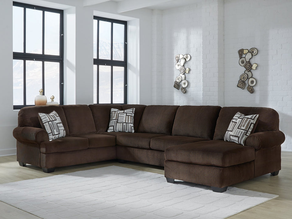 Kimlee Sectional with Chaise