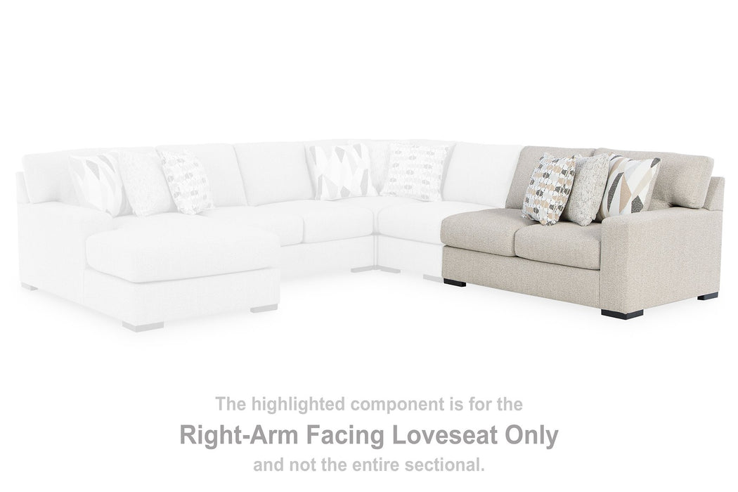Laurelgrove Sectional with Chaise